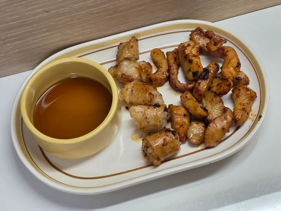 Marinated teukyang and daechang enjoyed as a drinking snack at home