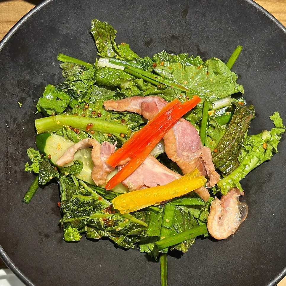 Grilled mini course salad appetizer