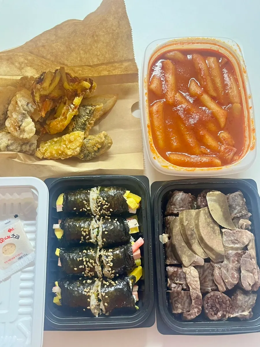 중간 맵기로 주문한 현선이네 떡볶이