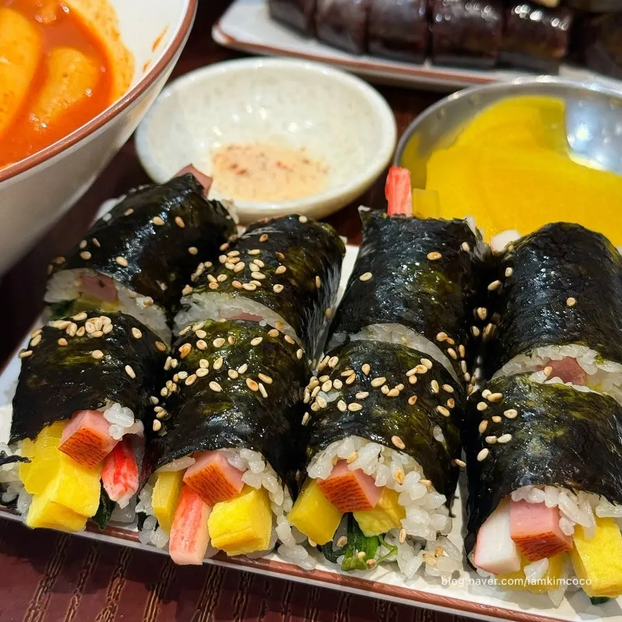 Cross-section of gimbap on a plate