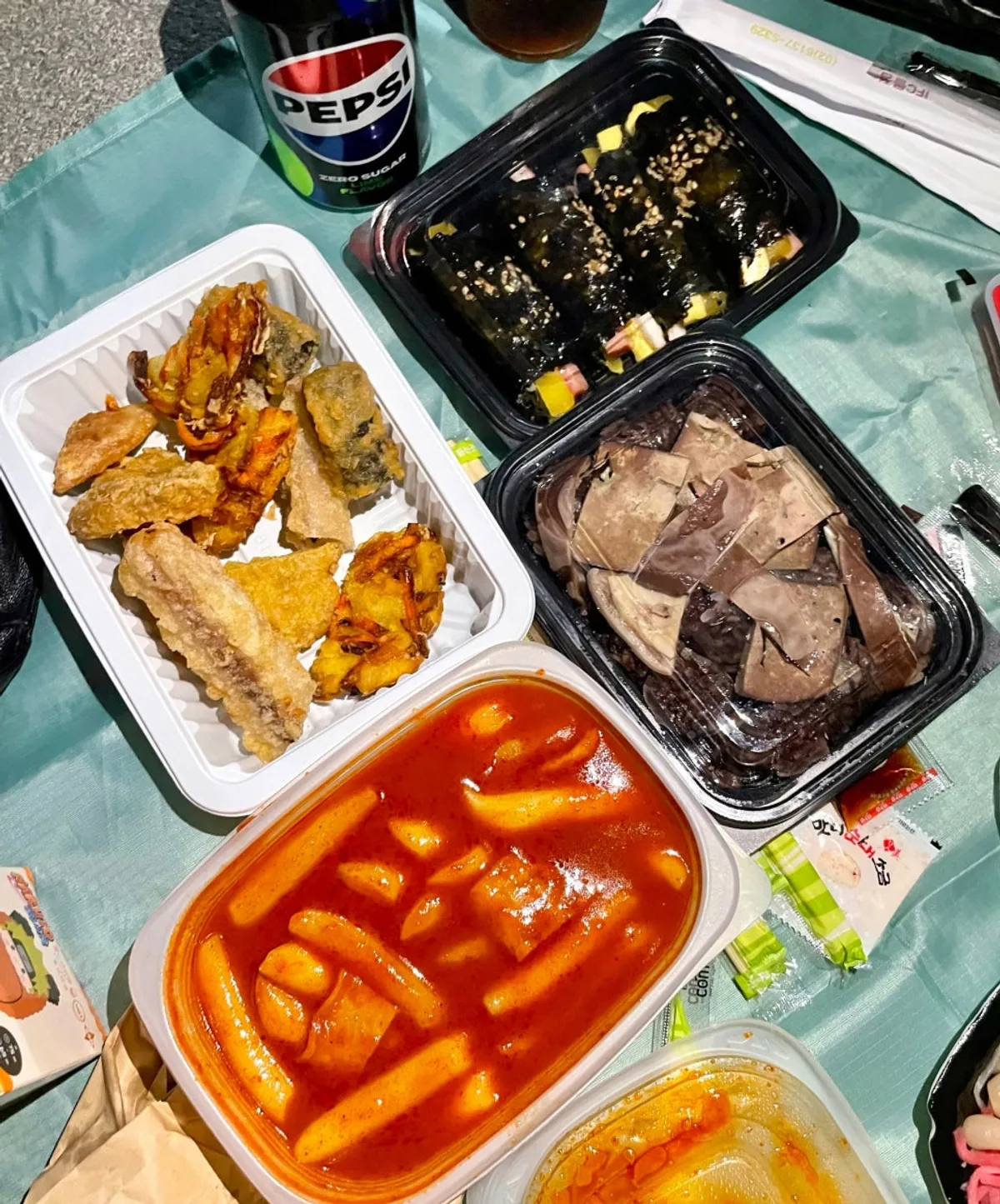 음료 1개를 함께 주문한 현선이네 세트