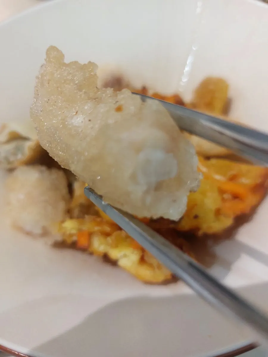 ヒョンソニネトッポギのお餅の食感クローズアップ