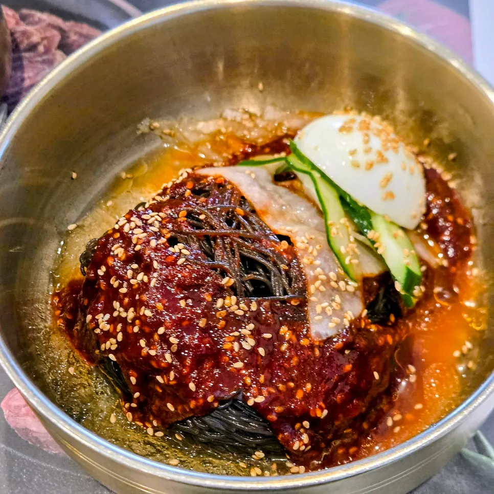 진한 국물의 된장찌개