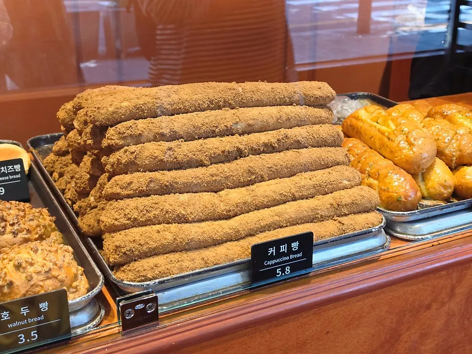 문화제빵 양파베이글 진열 모습