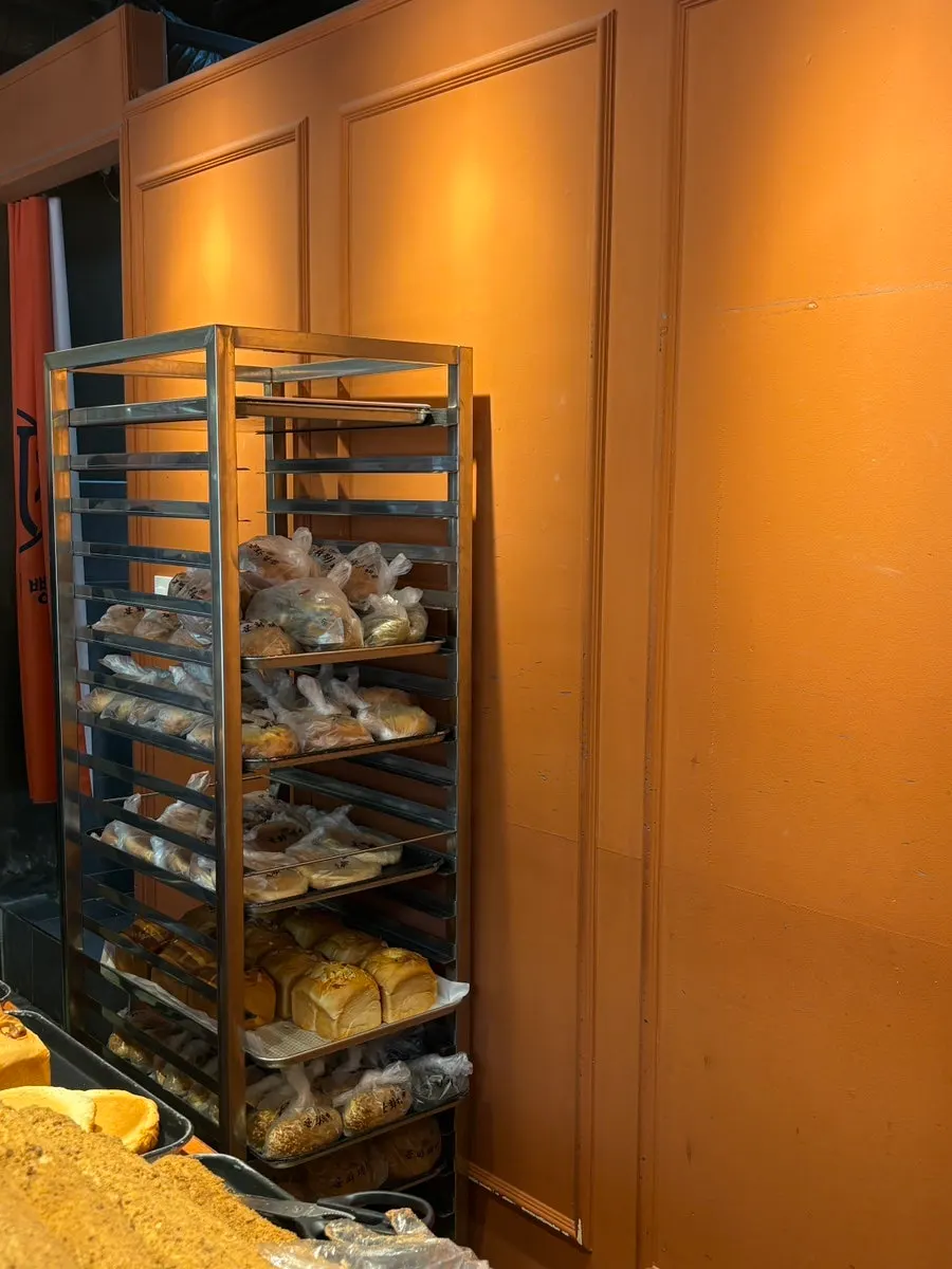 View of Munhwa Bakery's bread display
