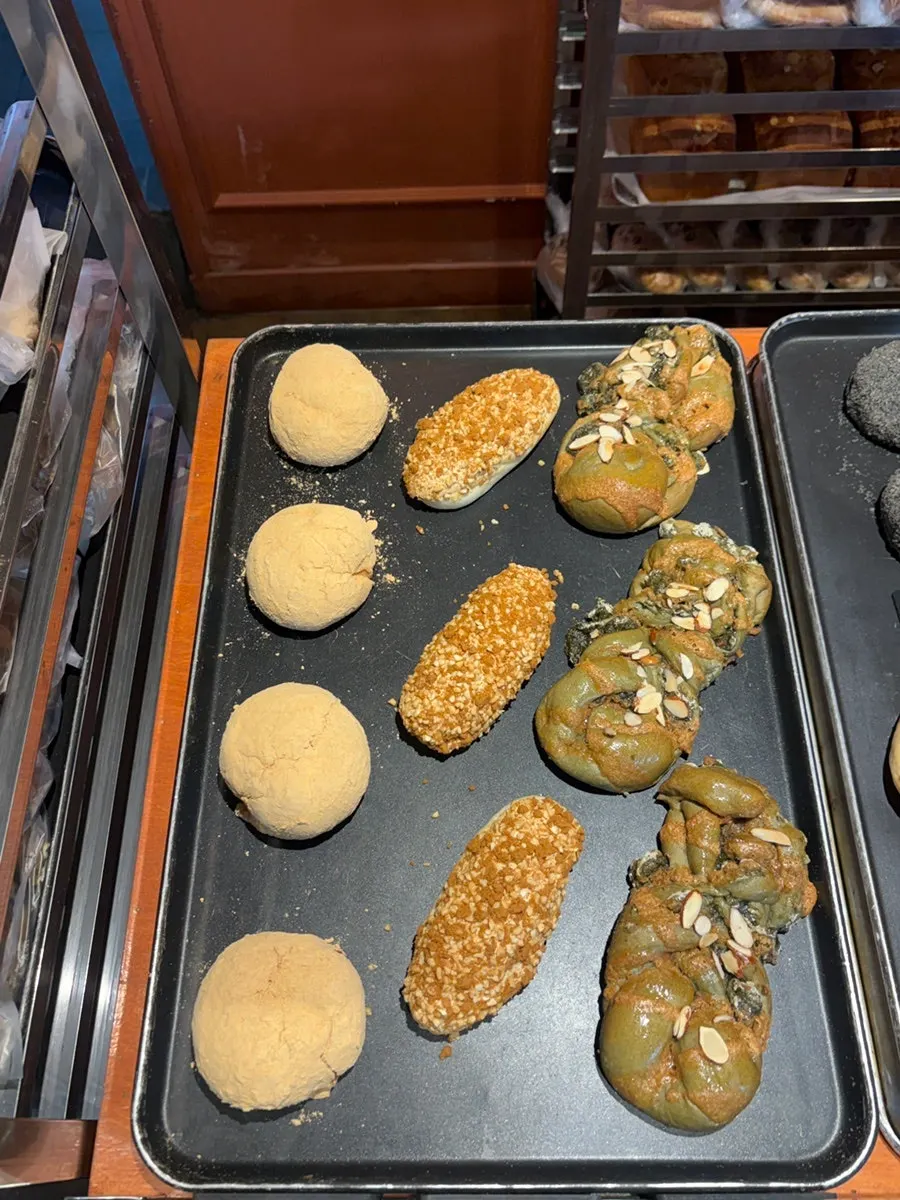 Bread ready for the day at Munhwa Bakery