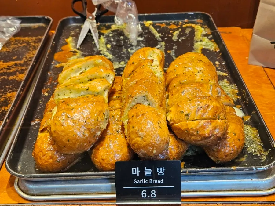 문화제빵 빵 진열 모습