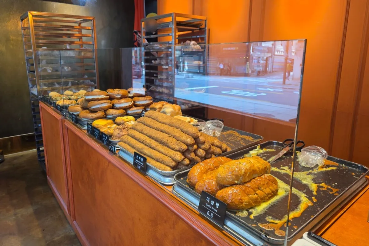 Featured photo of Munhwa Bakery, an Ikseon-dong bakery