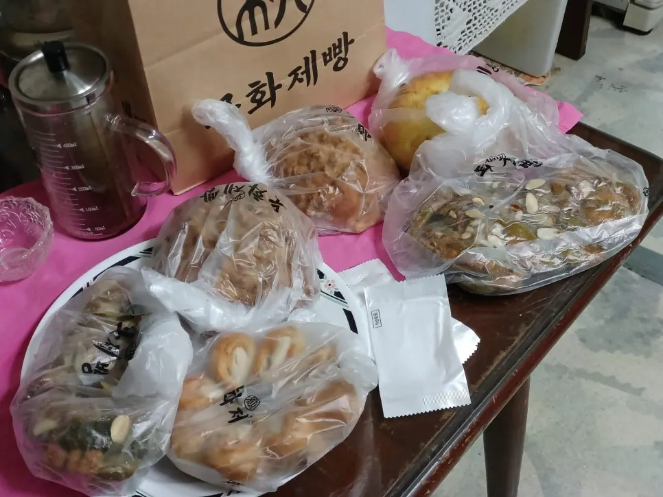 Takeout bag from Munhwa Bakery