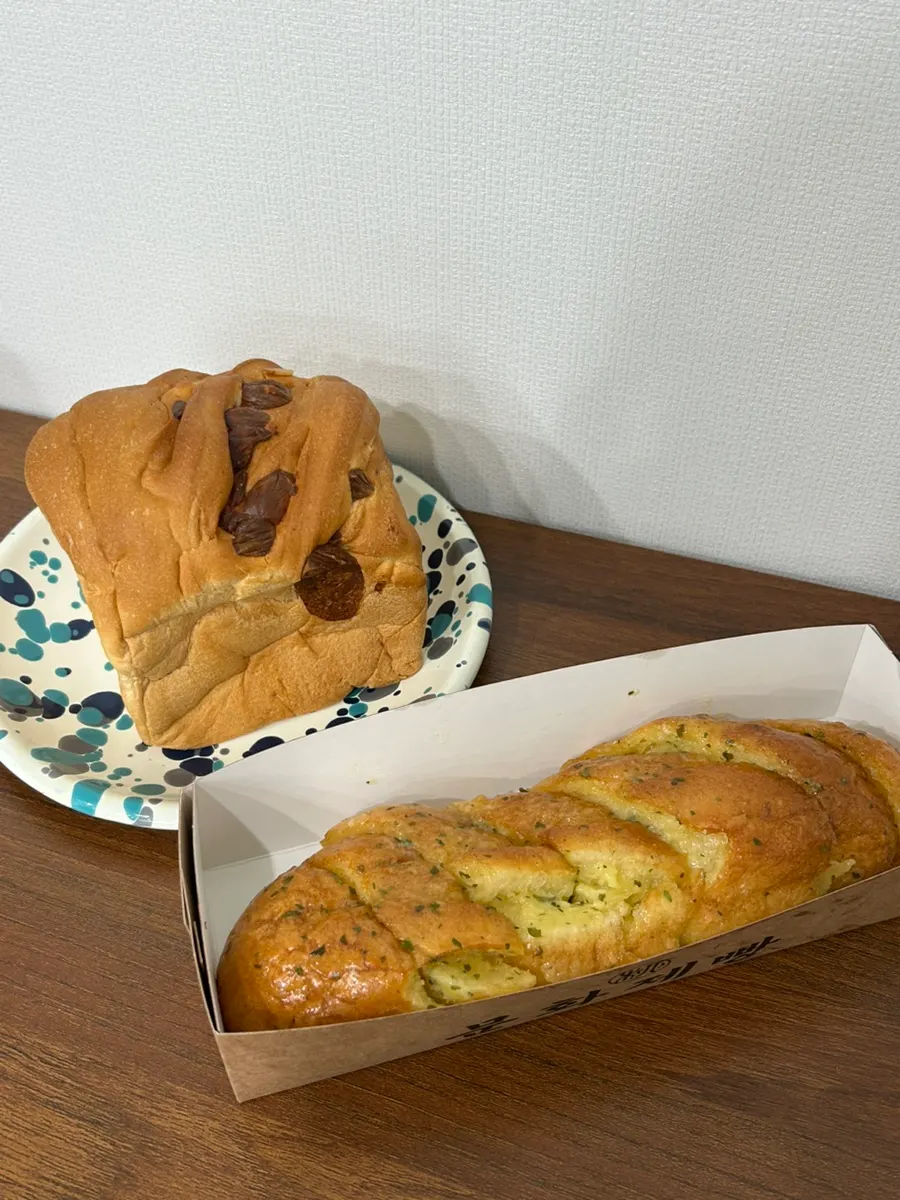 Rice cheese bread and garlic bread taken out at home