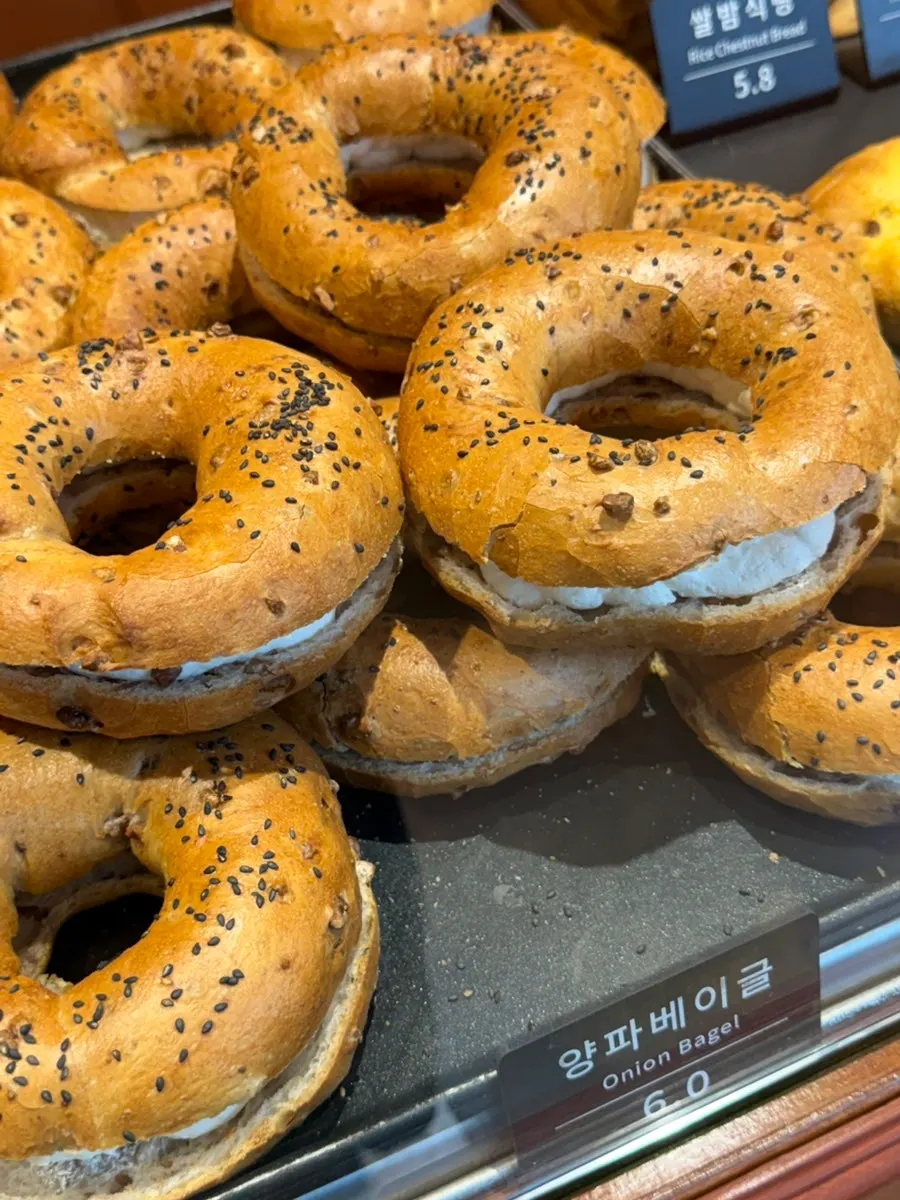 Popular garlic bread and coffee bread at Munhwa Bakery