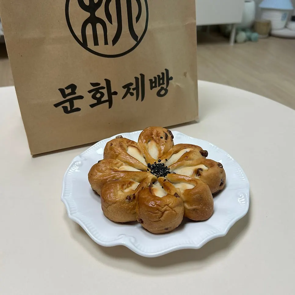 꽃모양의 백앙금빵