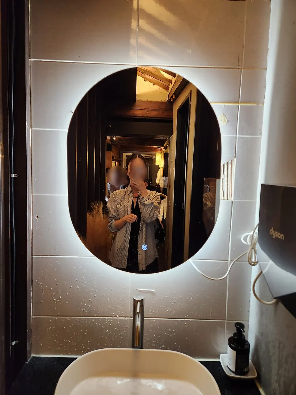Clean restroom inside Meongseokjip