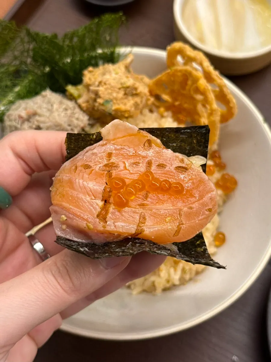 Aburi salmon and salmon roe wrapped in seaweed