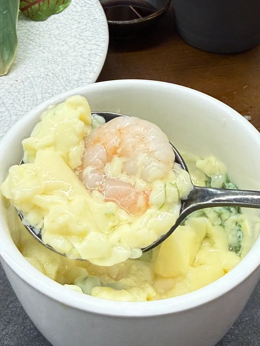 Soft-textured seafood steamed egg