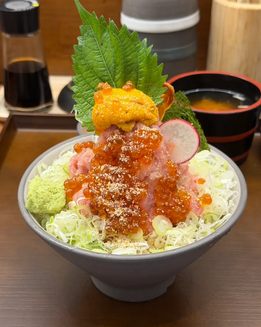 Special ilpumdong with negitoro piled high