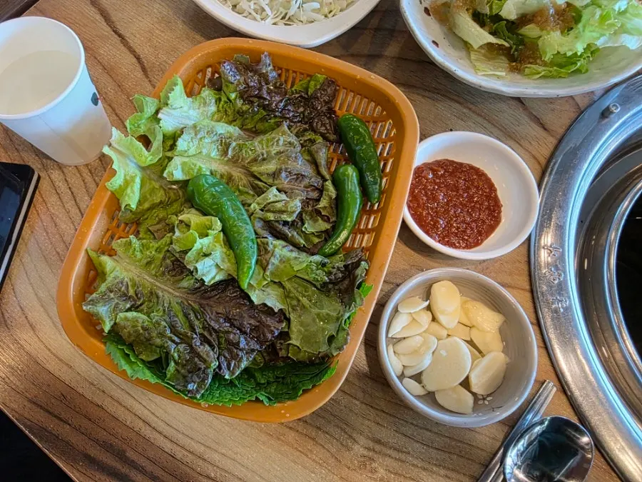 갈비집에서 나온 가오리찜 반찬