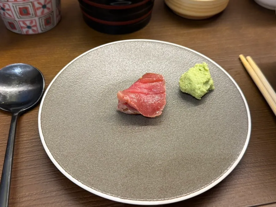 카이센동에 올라간 참치 뱃살