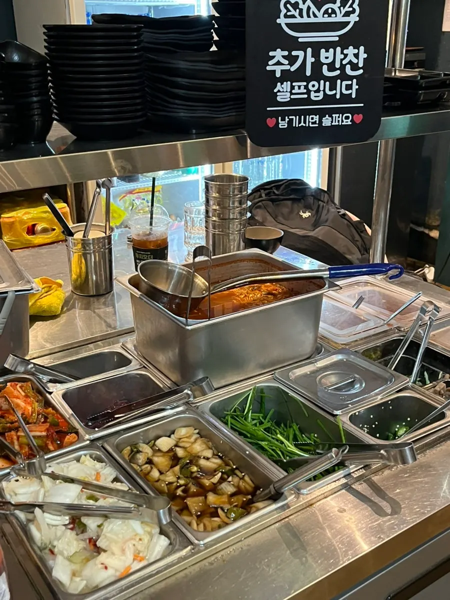 식사를 마친 일품곱창 테이블