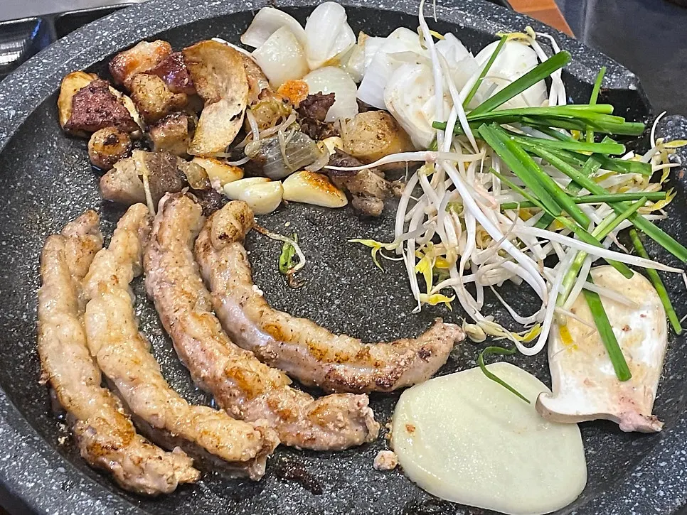 A plate of extra ordered gopchang