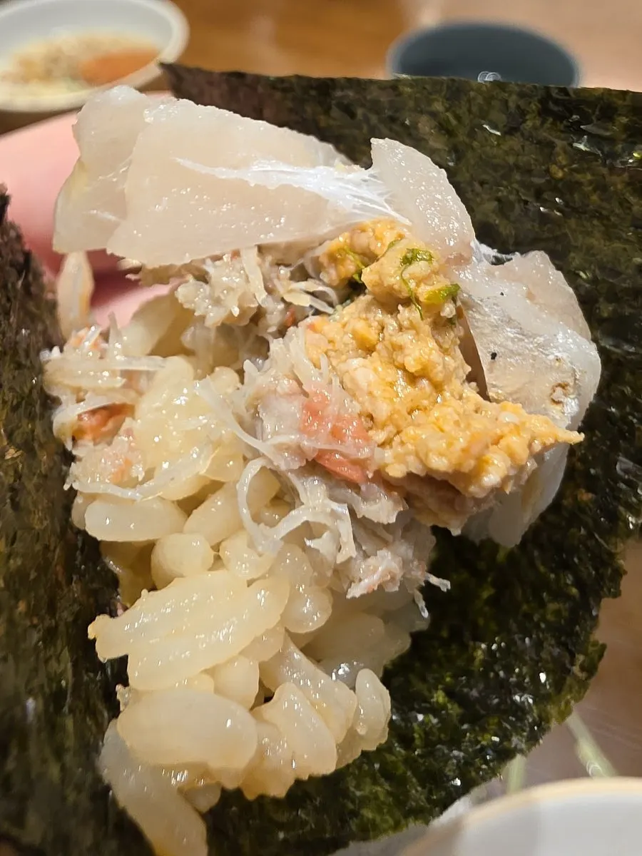 Rice bowl topped with popping salmon roe
