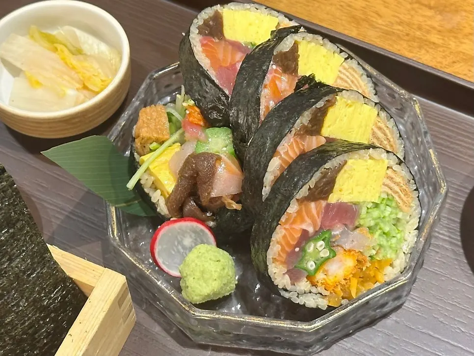 Kaisendon rice mixed with flying fish roe