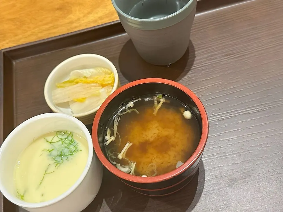 Udon included as part of the main dish set
