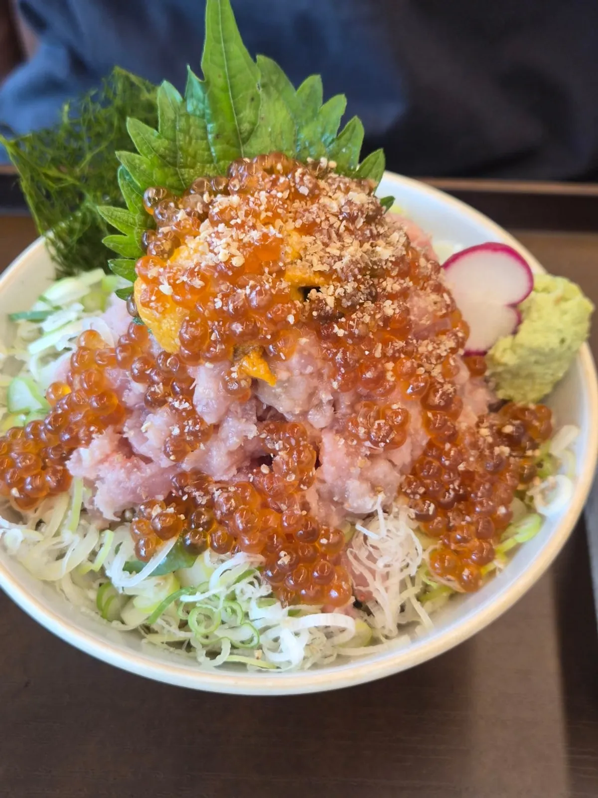 Ilpumdong topped with minced tuna, salmon roe, and sea urchin