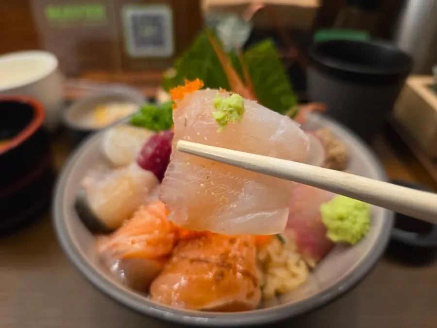 厚切りの昆布熟成刺身の断面