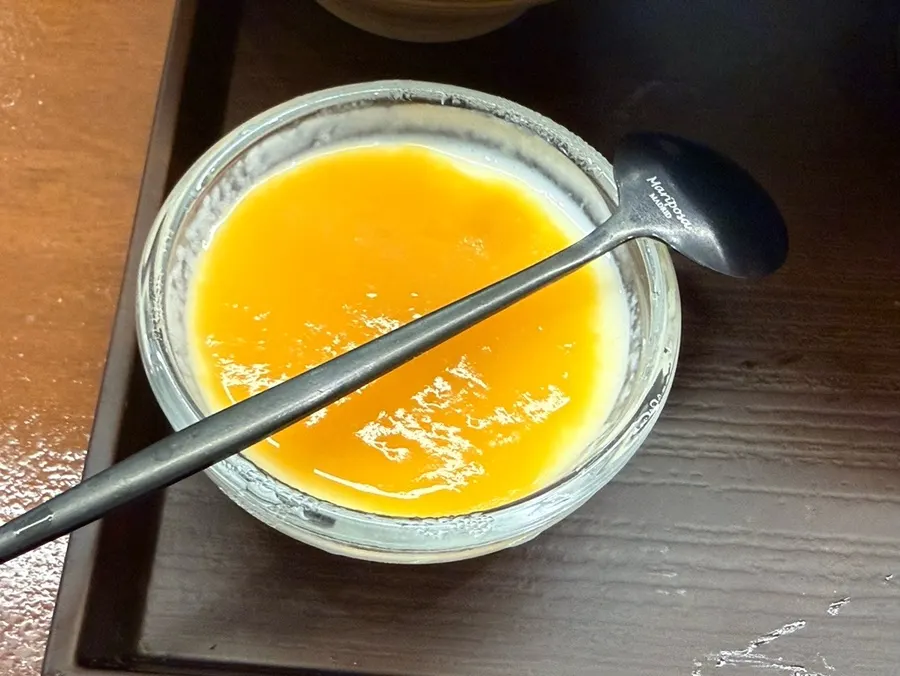 후식으로 나온 망고 파나코타