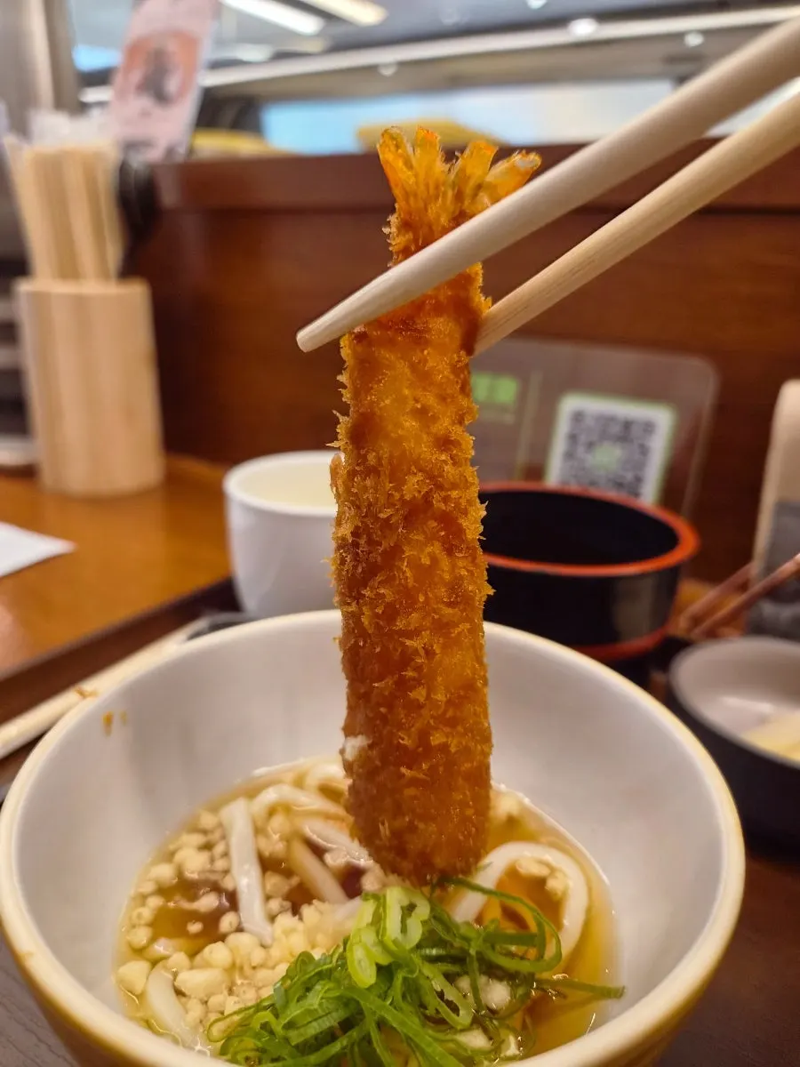 Kaisendon and chicken karaage rice bowl served together