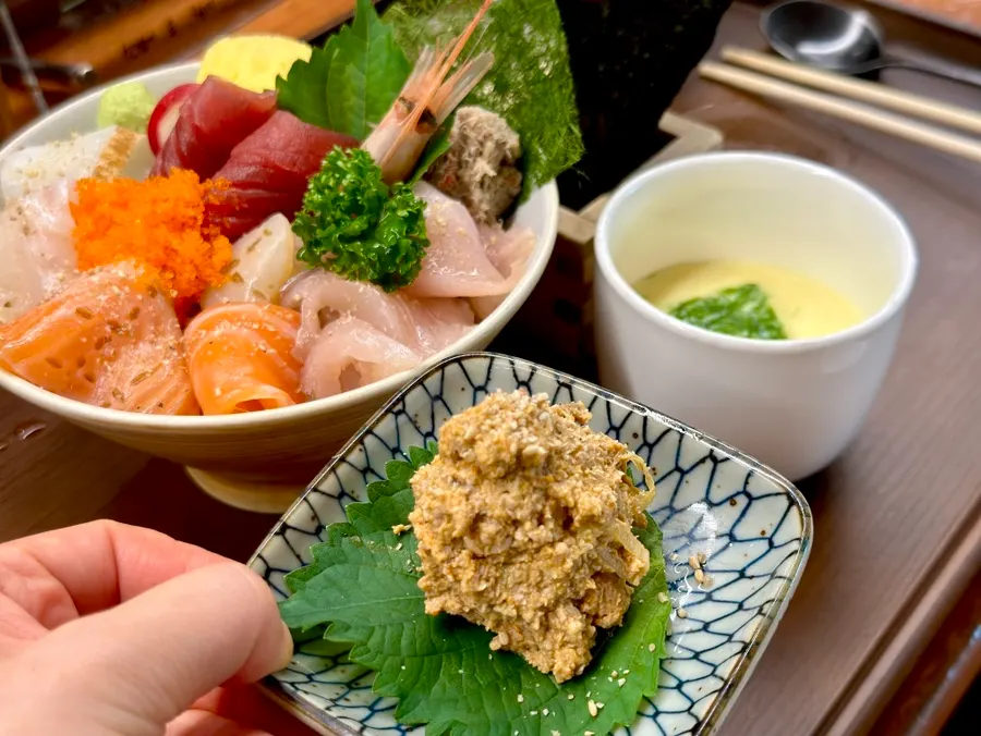 A plate of ankimo added for 1,000 won