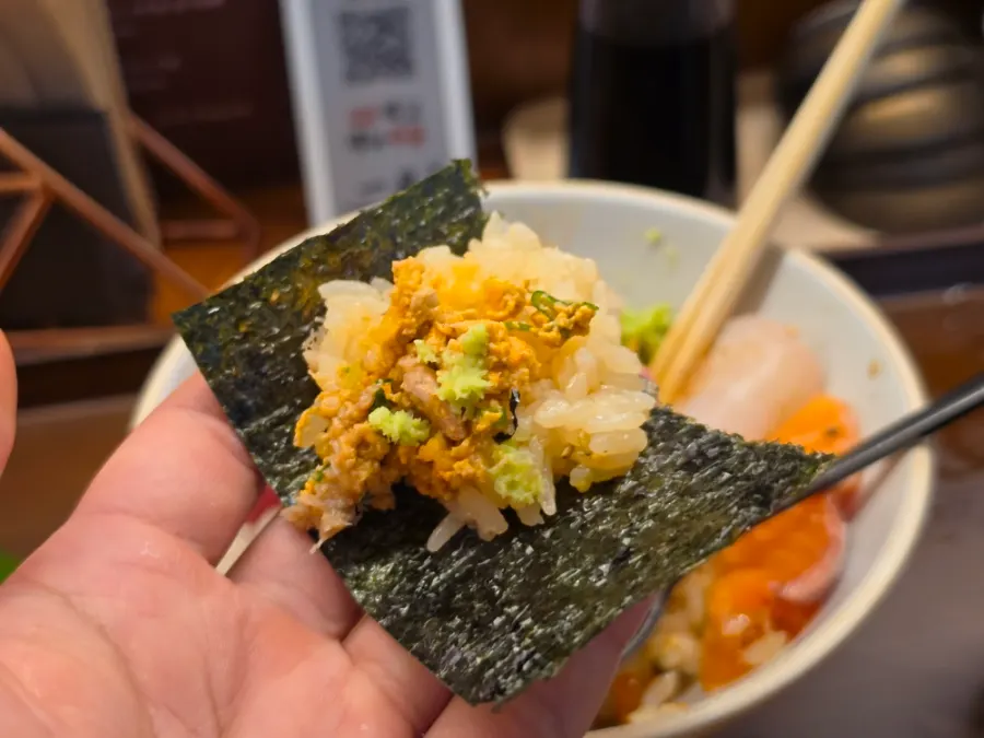 Close-up of shrimp on the kaisendon
