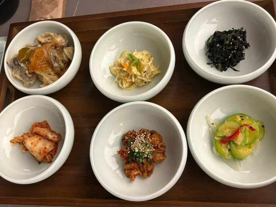 Seasoned scallops and six basic side dishes