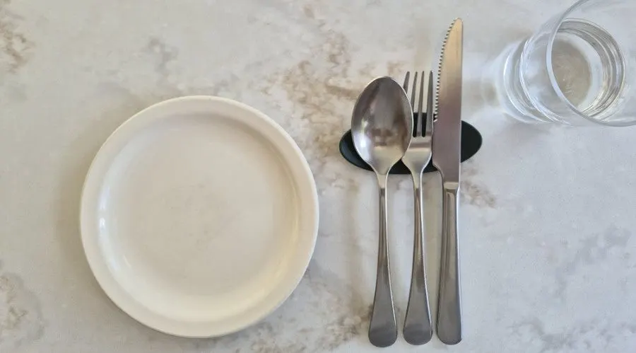 업스테어키친 테이블 기본 세팅