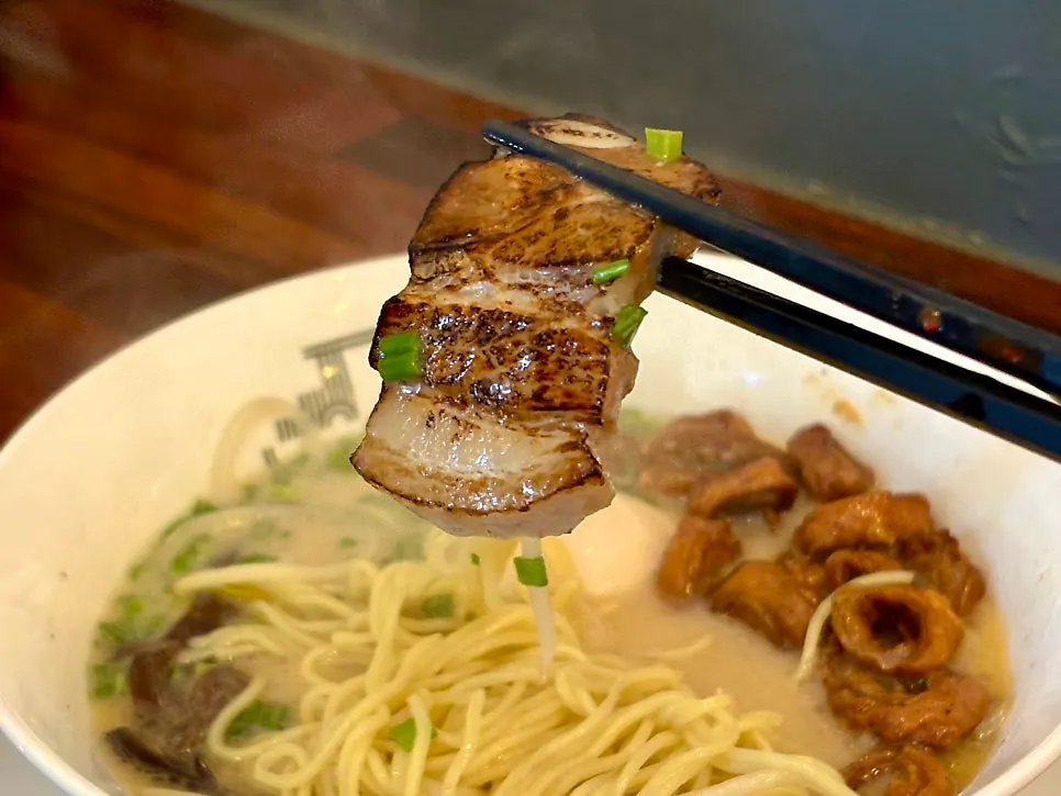 Motsu Ramen bowl filled with charred gopchang