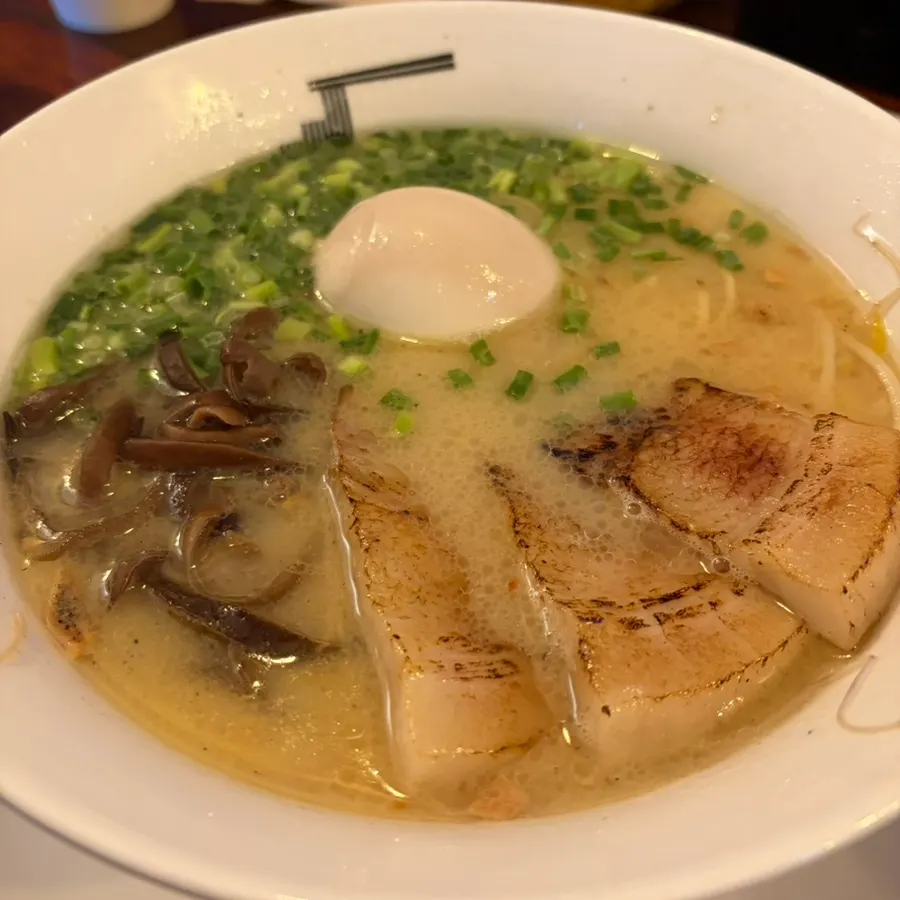 Motsu Ramen base flavor topped with makchang