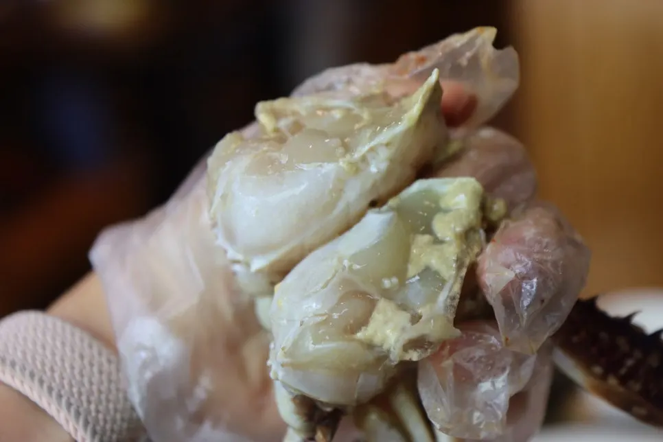 Marinated crab refills served at the table