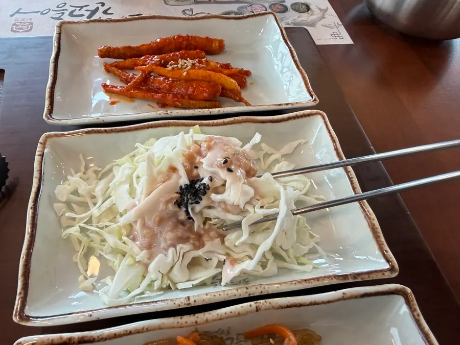 Basic side-dish spread for the restorative set