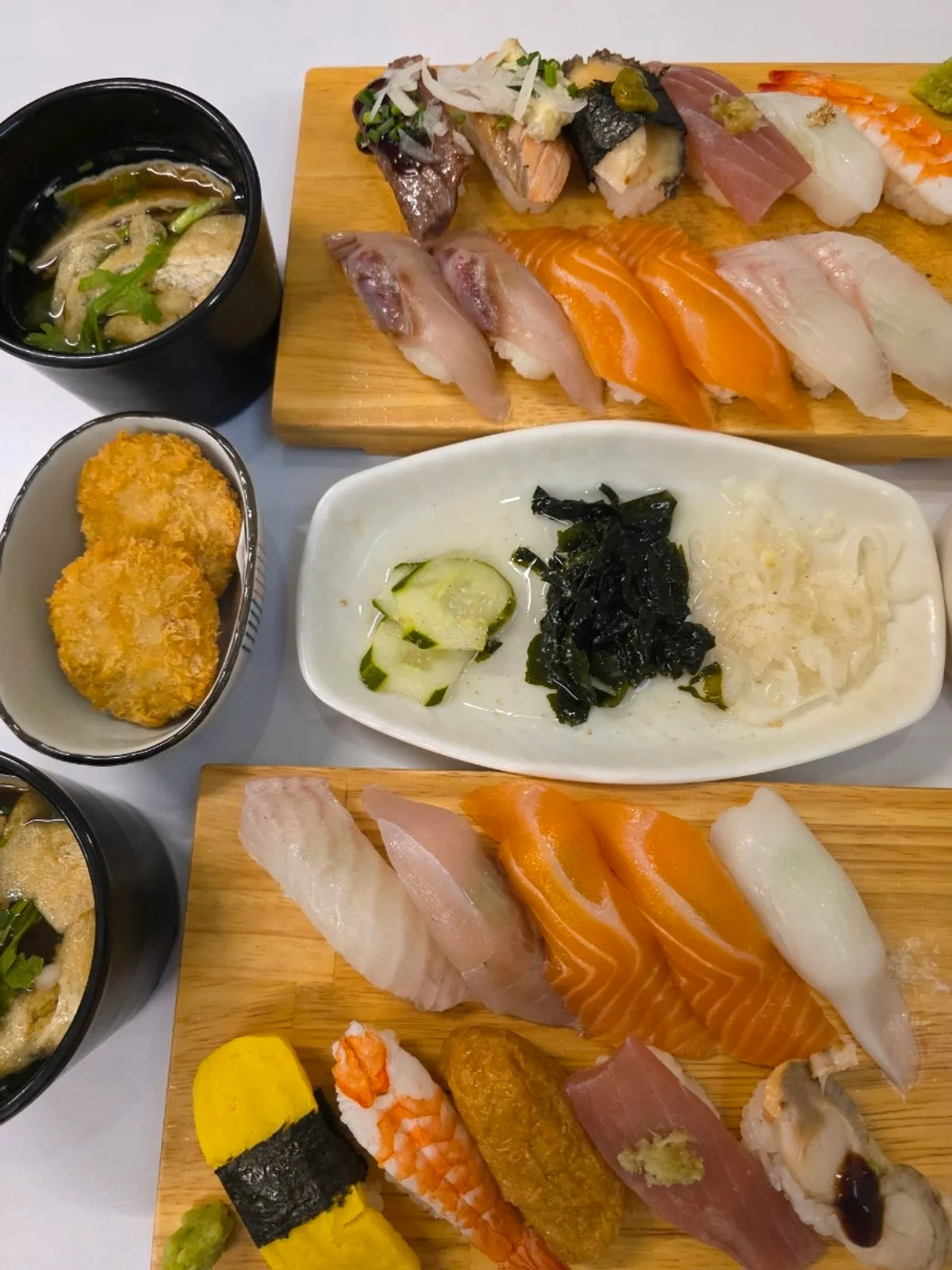 Assorted platter of Special Sushi at Hwangje Sushi Ilsan Main Branch