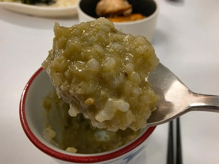 Side dishes served alongside the seasonal porridge