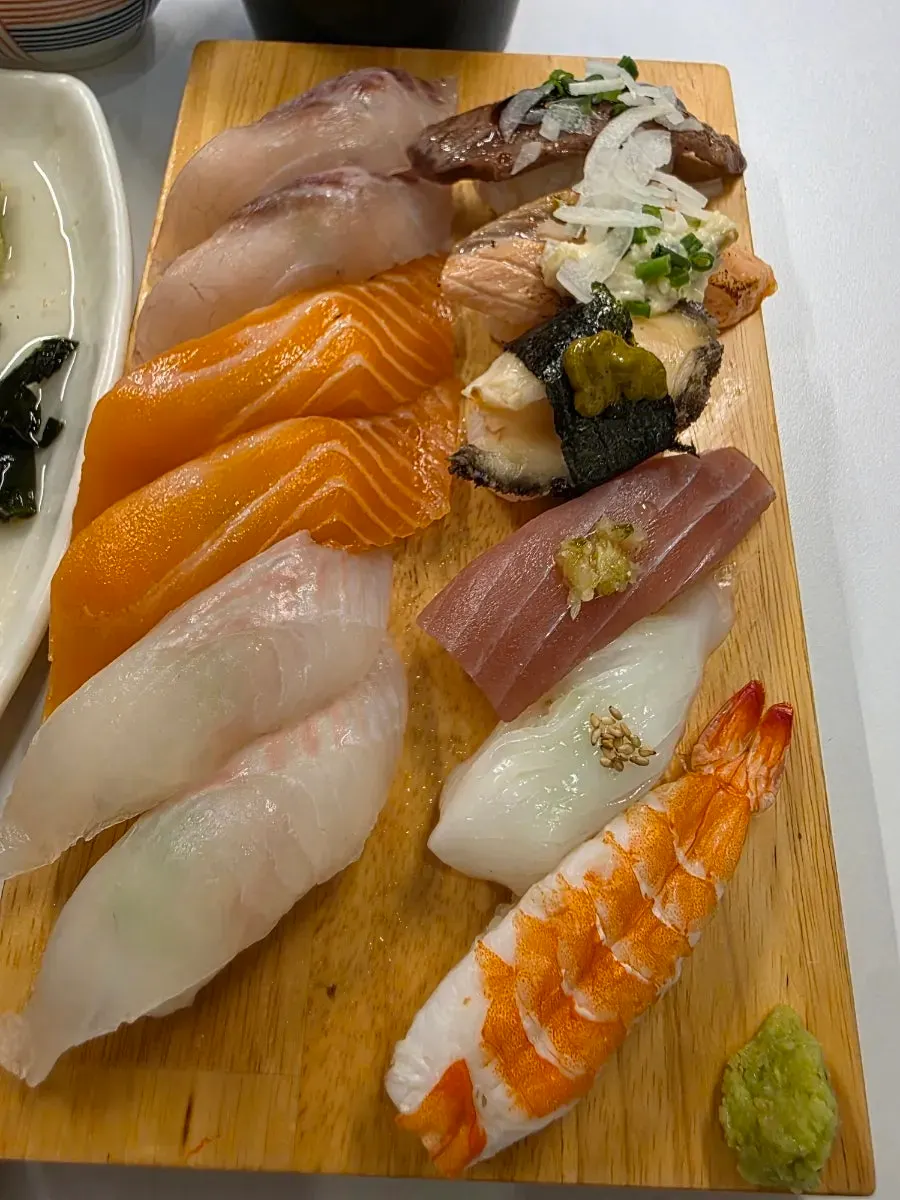 Special Sushi 12P topped with salmon and tuna