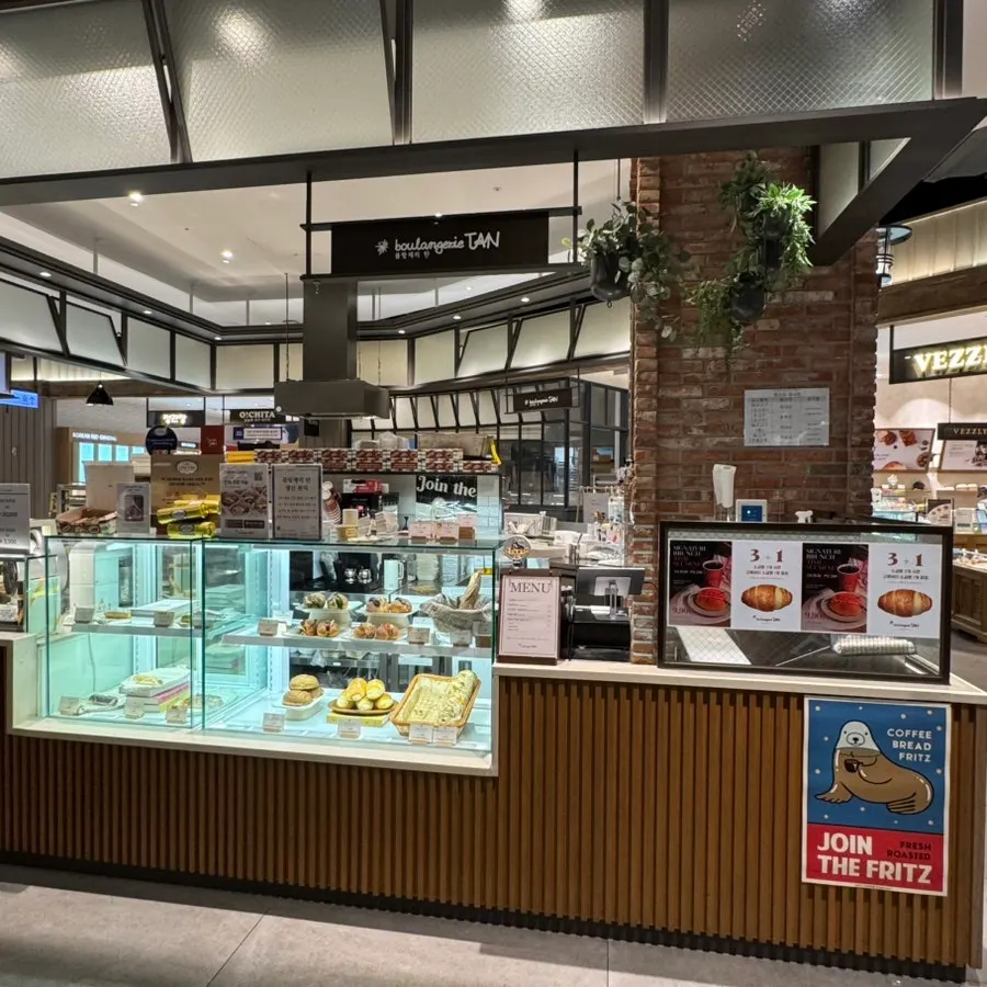 ブランジェリー・タン現代百貨店キンテックス店の店内の様子