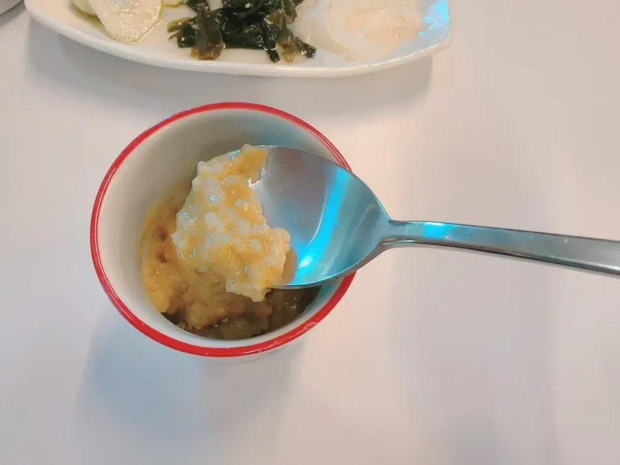 메인 초밥 전에 나온 기본 찬들
