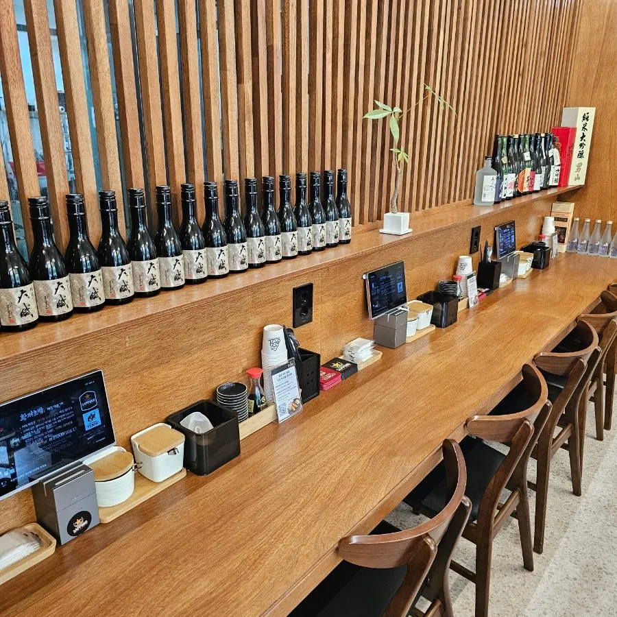Entrance of Hwangje Sushi Ilsan Main Branch