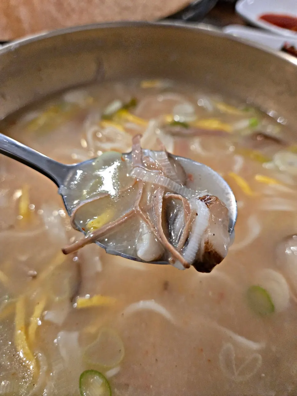 Hanwoo beef bone broth kalguksu noodles