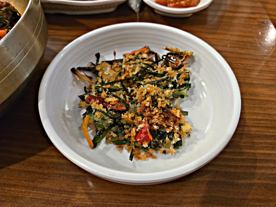 Information on bone broth and house-made noodles