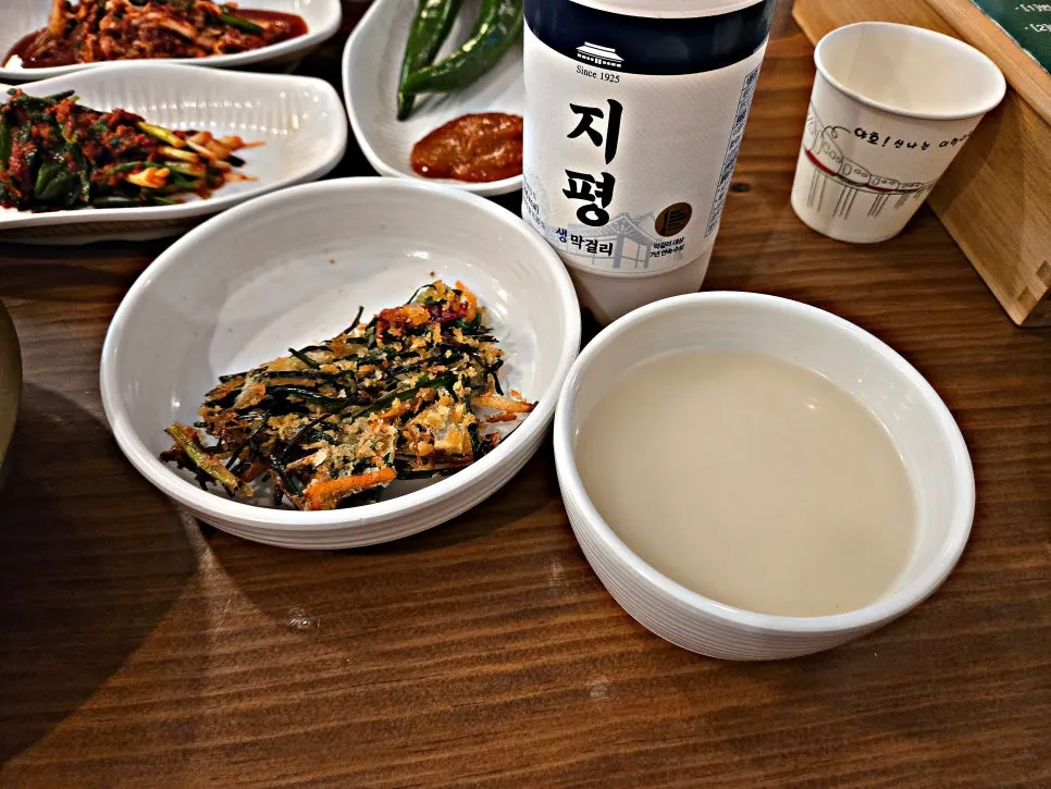 Chive pancake and makgeolli pairing
