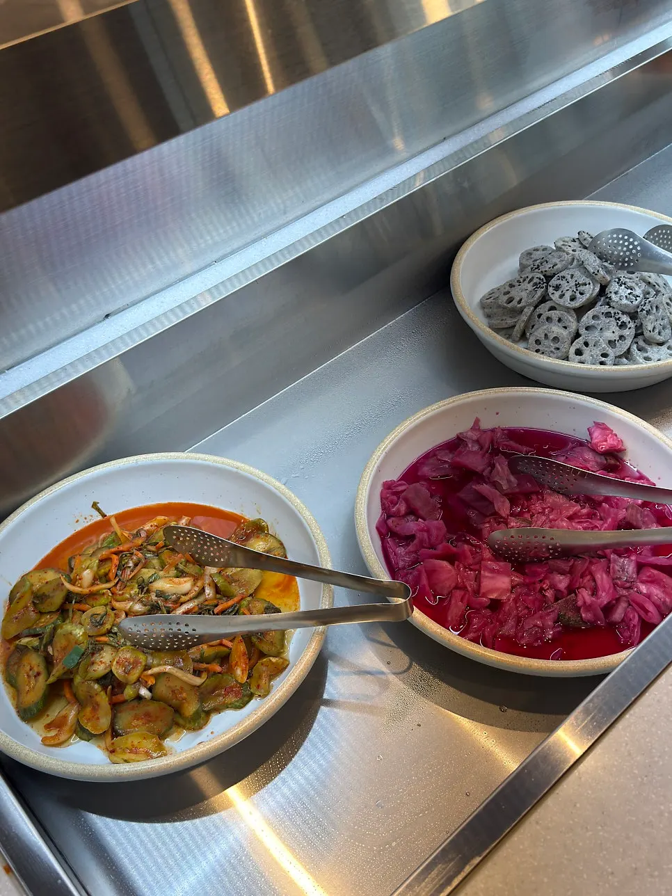 Refillable banchan corner
