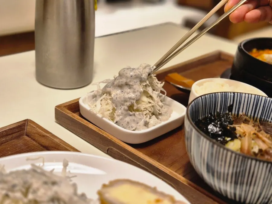 Kimchi katsu nabe described as a rice thief
